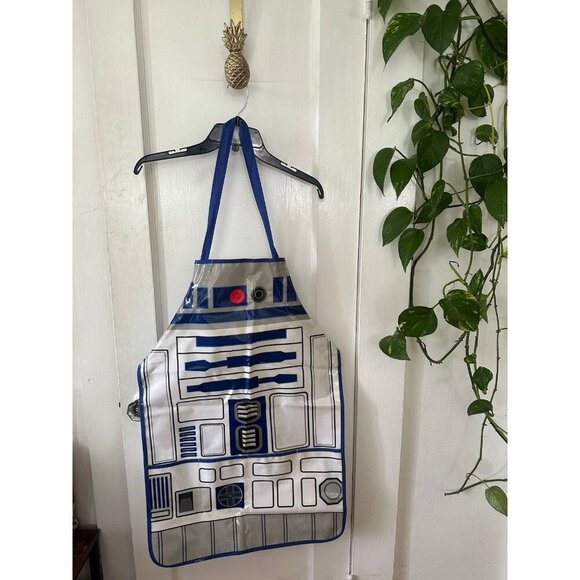 Think Geek Star Wars r2d2 adult apron - Picture 1 of 12